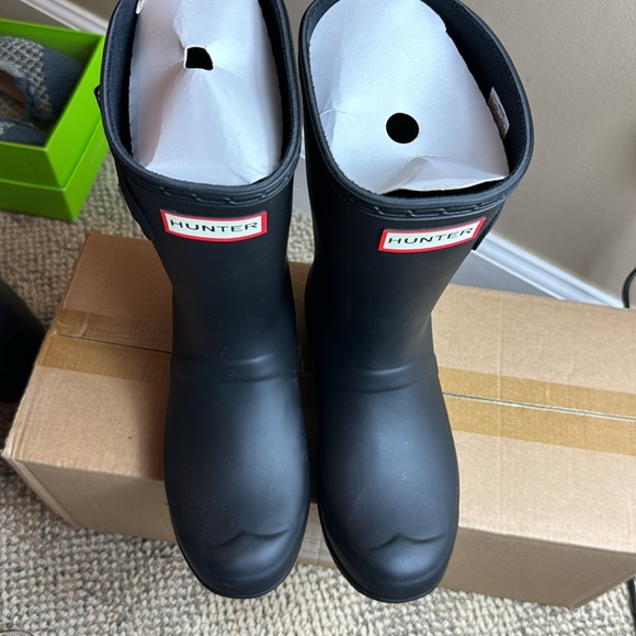 NWOT • HUNTER • 🖤♥️ • Women's Rain Boot, Black • Size US 5 🖤♥️ - Picture 8 of 11